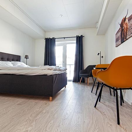 Stylish And Serviced Studio Apartment In Lofoten Svolvær Buitenkant foto